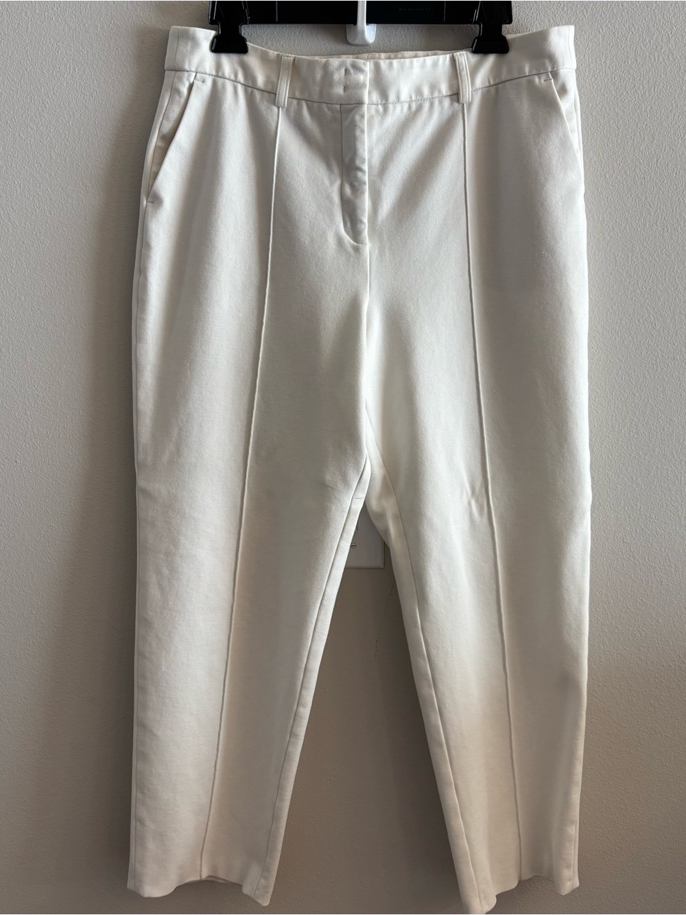 Akris Punto white ankle pants size 12
